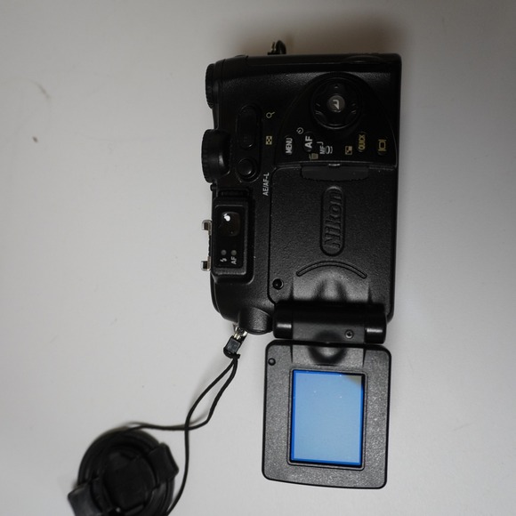 Nikon‎ COOLPIX S5400 Digital Camera Black 5.1MP 4x Optical Zoom FOR PARTS READ - Picture 7 of 11